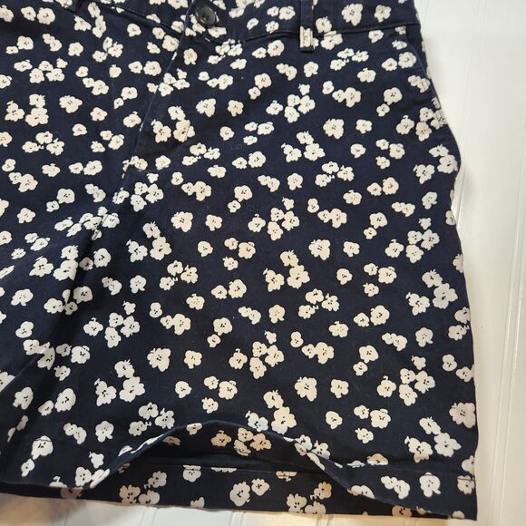 Amazon Basics Womens Size 12 Black Floral Bermuda Shorts 23.7356 - Picture 3 of 8